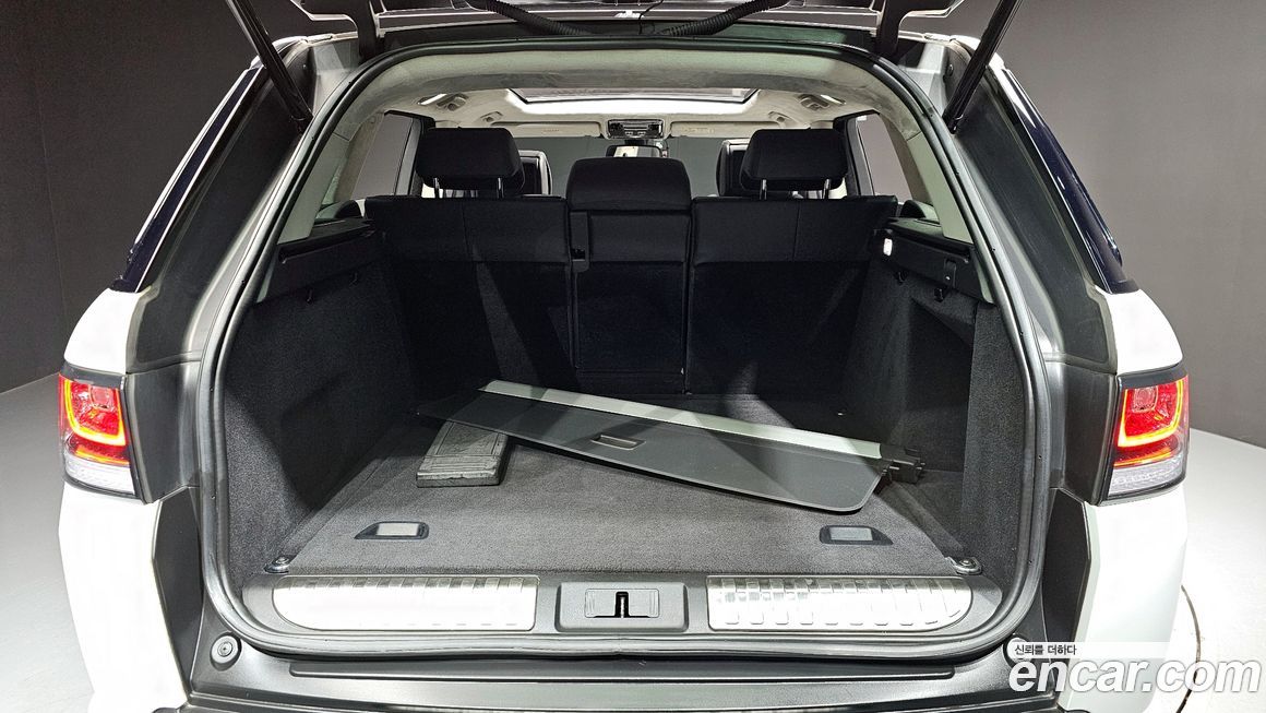 Land Rover Range Rover Sport 2016