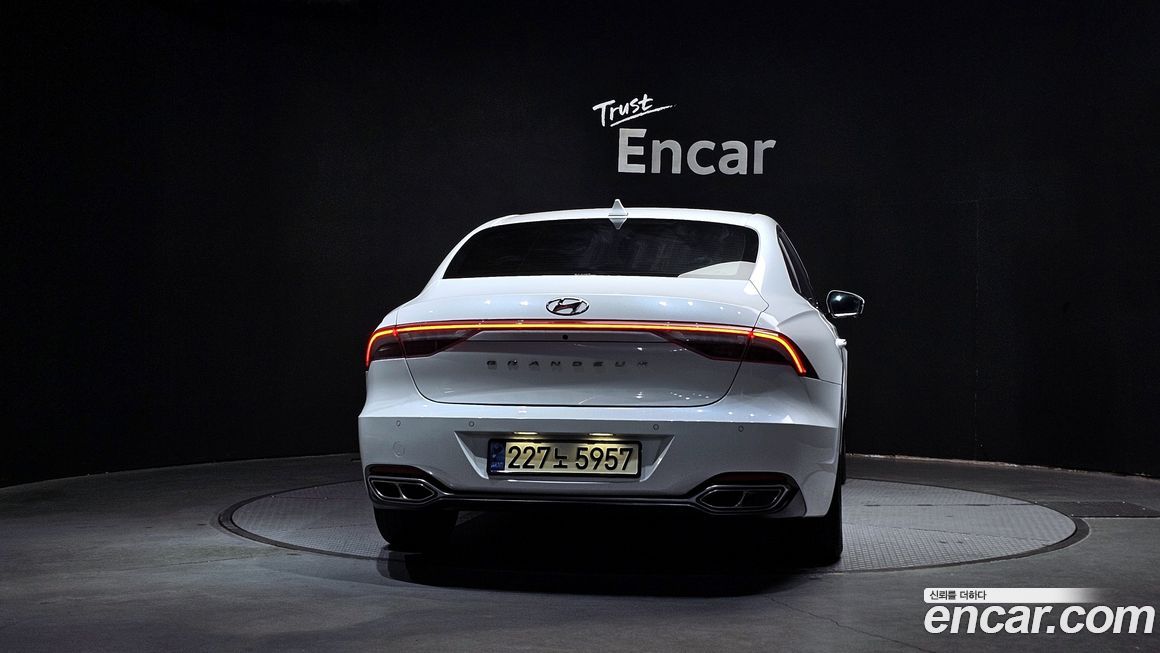 Hyundai Grandeur 2022