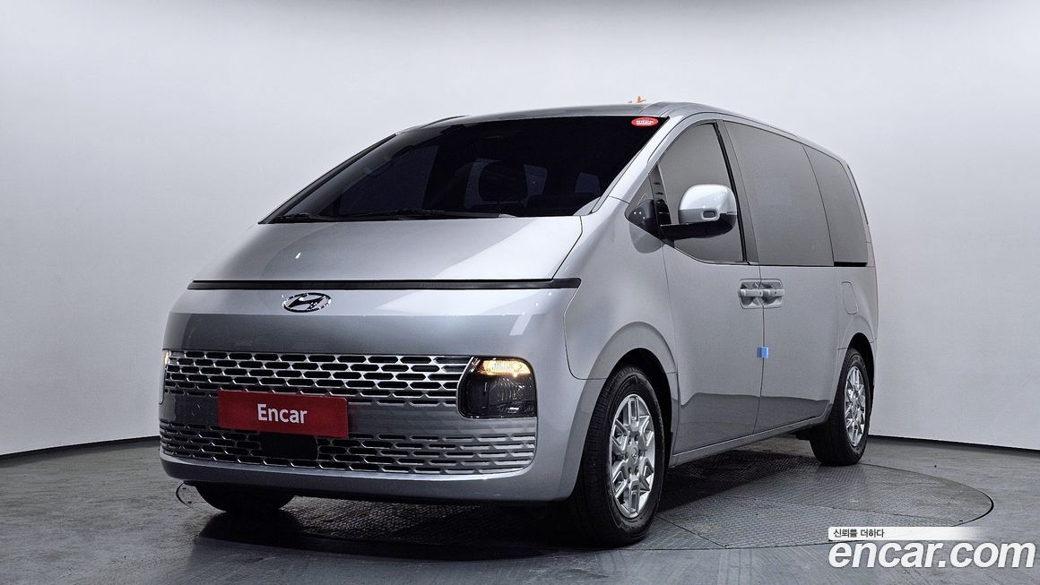 Hyundai Staria 2023