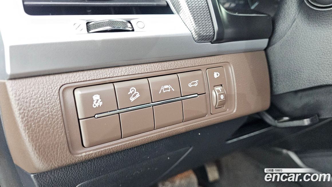 KG_Mobility_Ssangyong Rexton 2023