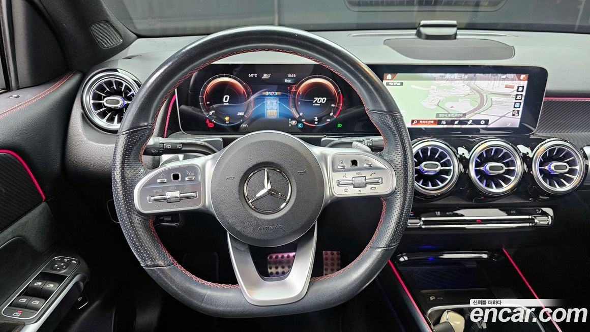 Mercedes-Benz GLB-Class 2020