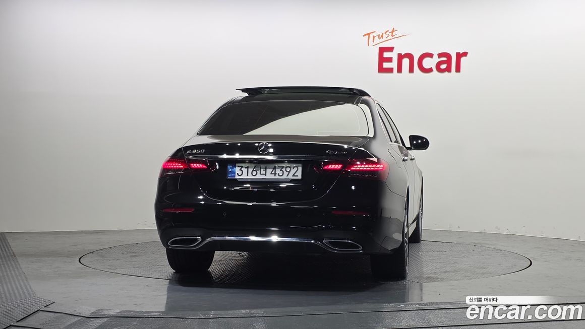 Mercedes-Benz E-Class 2021