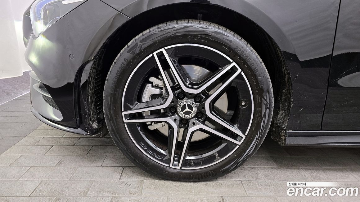 Mercedes-Benz CLA-Class 2022