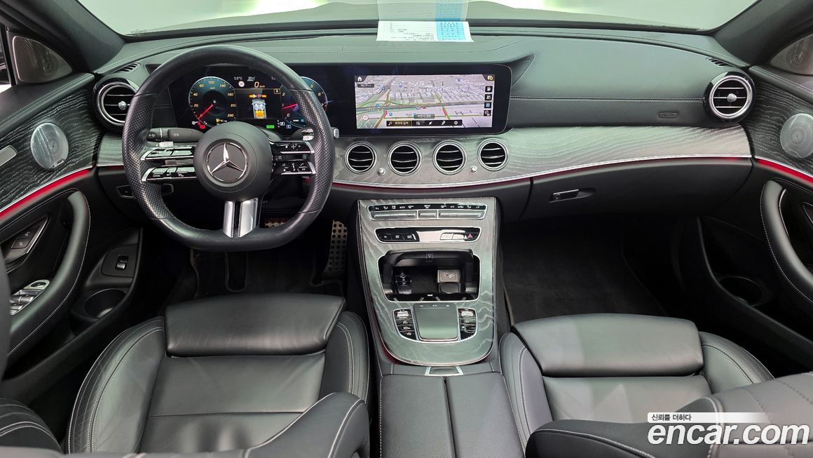 Mercedes-Benz E-Class 2021