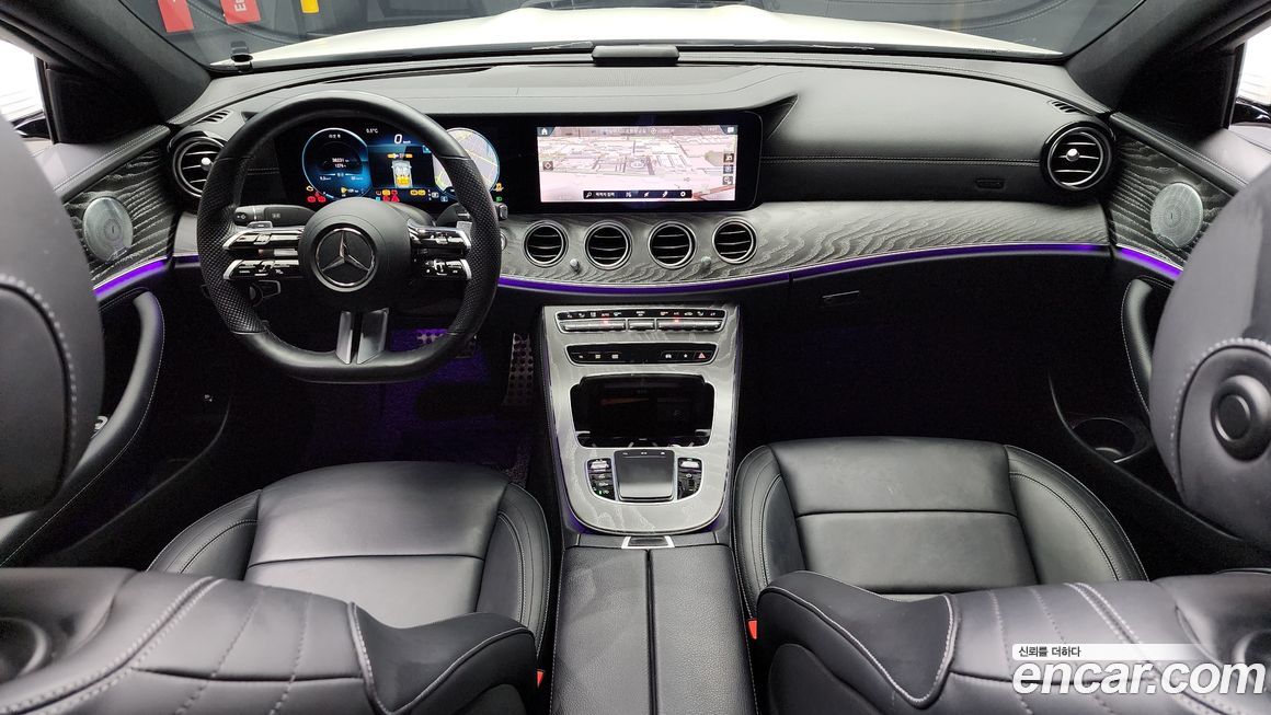 Mercedes-Benz E-Class 2021