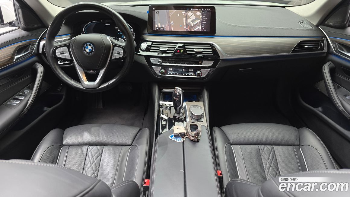 BMW 5-Series 2022