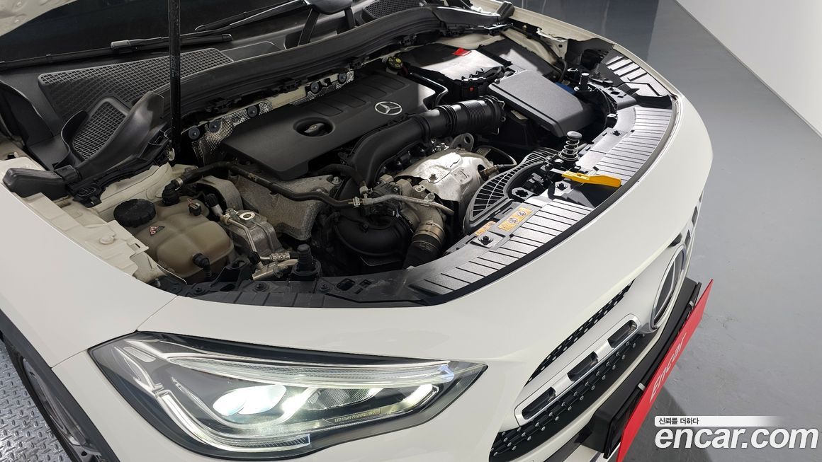 Mercedes-Benz GLA-Class 2023