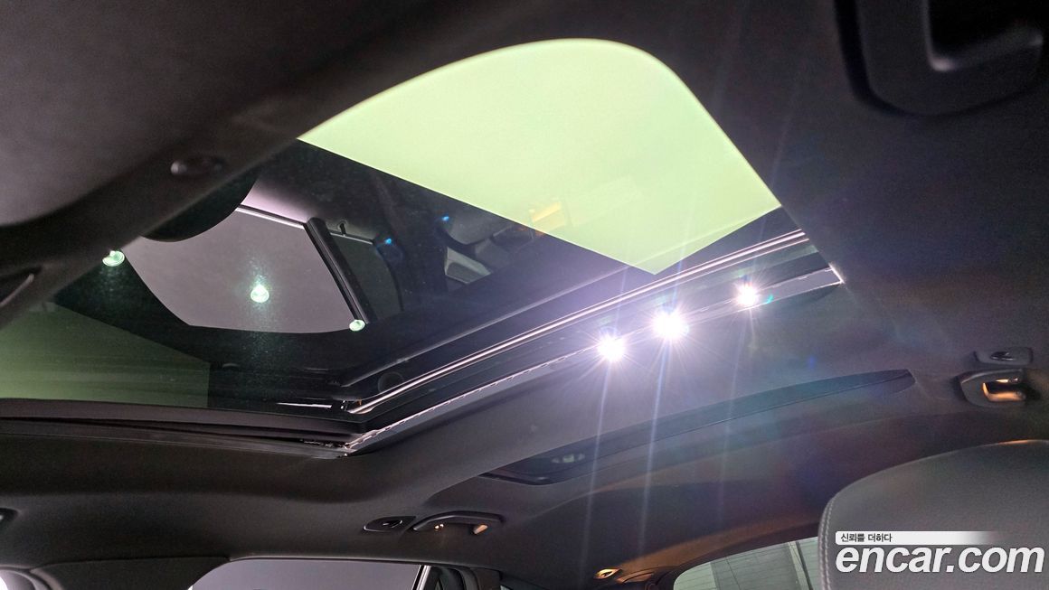 Mercedes-Benz GLC-Class 2021