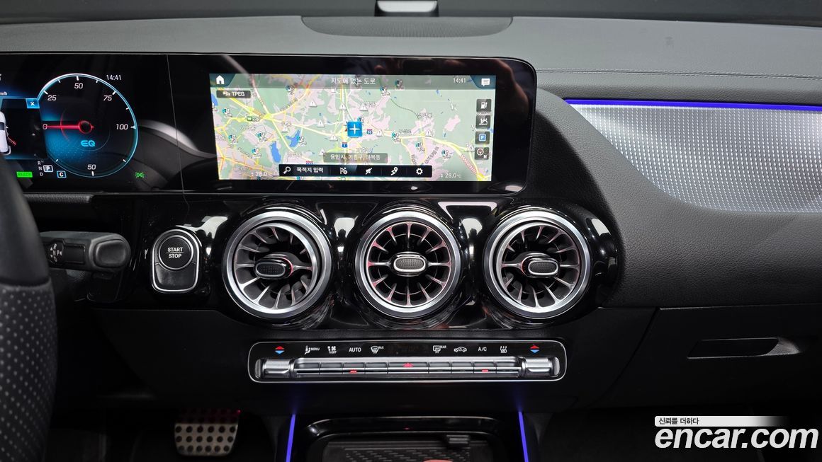 Mercedes-Benz EQA 2022