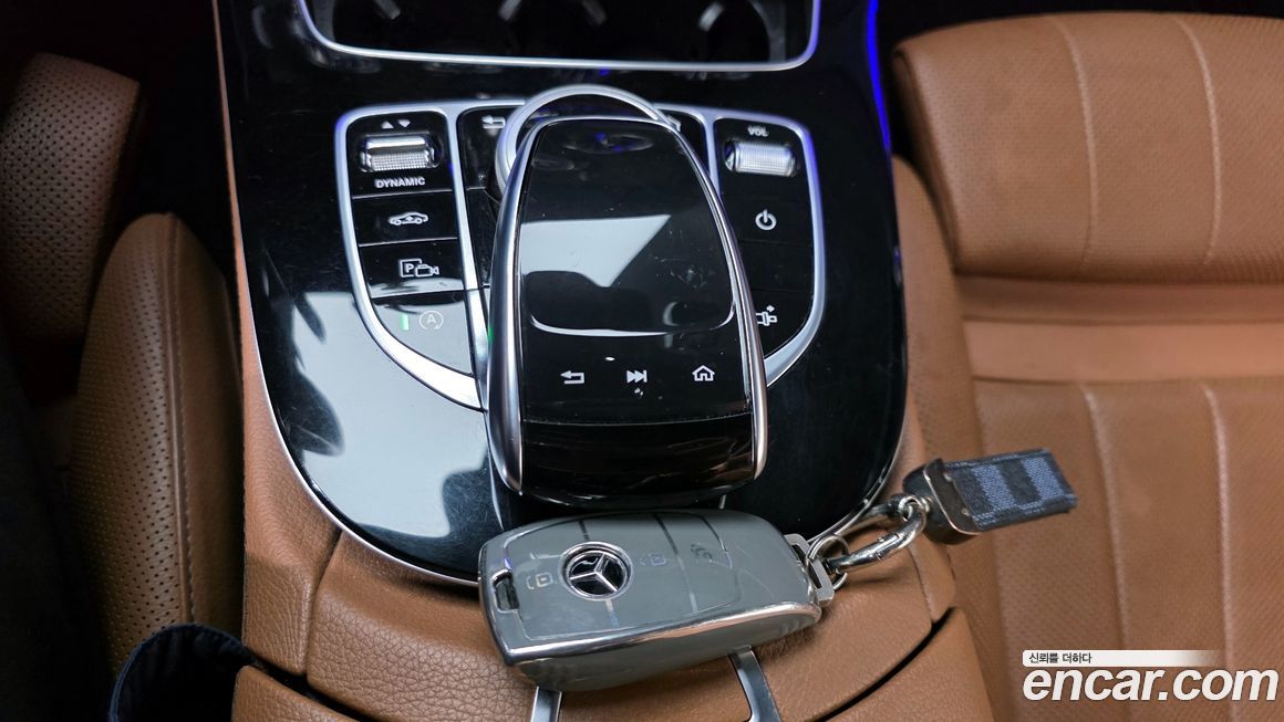Mercedes-Benz E-Class 2020