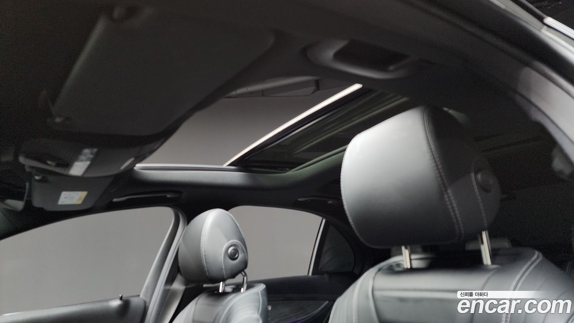 Mercedes-Benz E-Class 2021