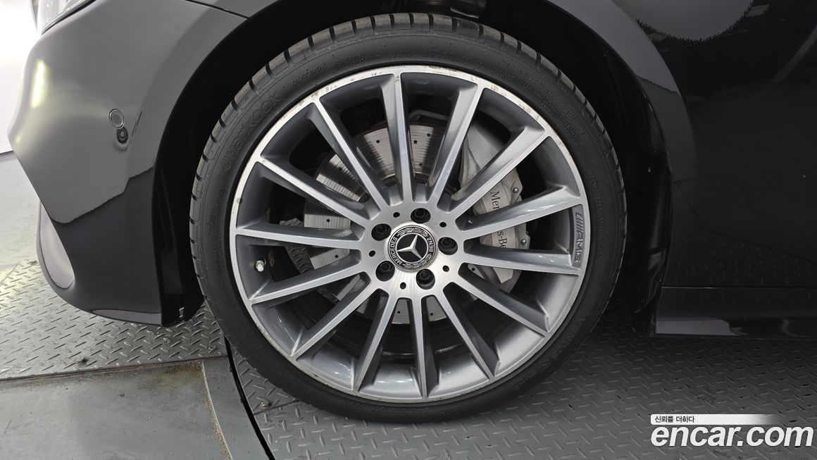 Mercedes-Benz E-Class 2020