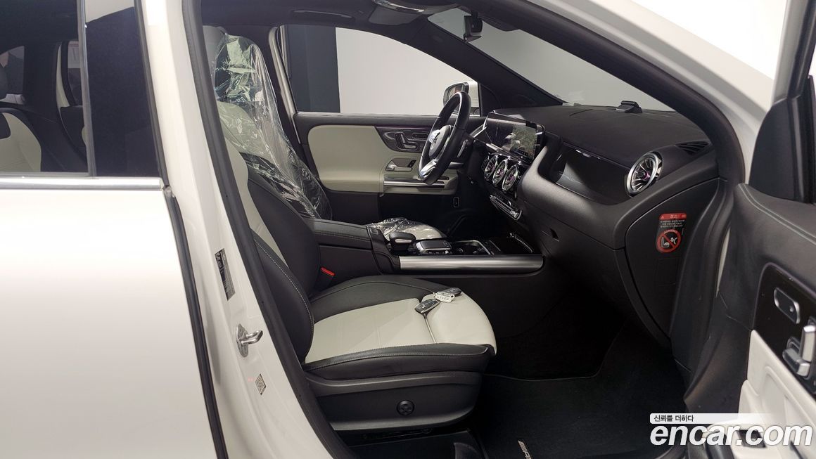 Mercedes-Benz GLA-Class 2023