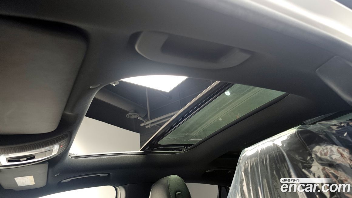 Mercedes-Benz GLA-Class 2023