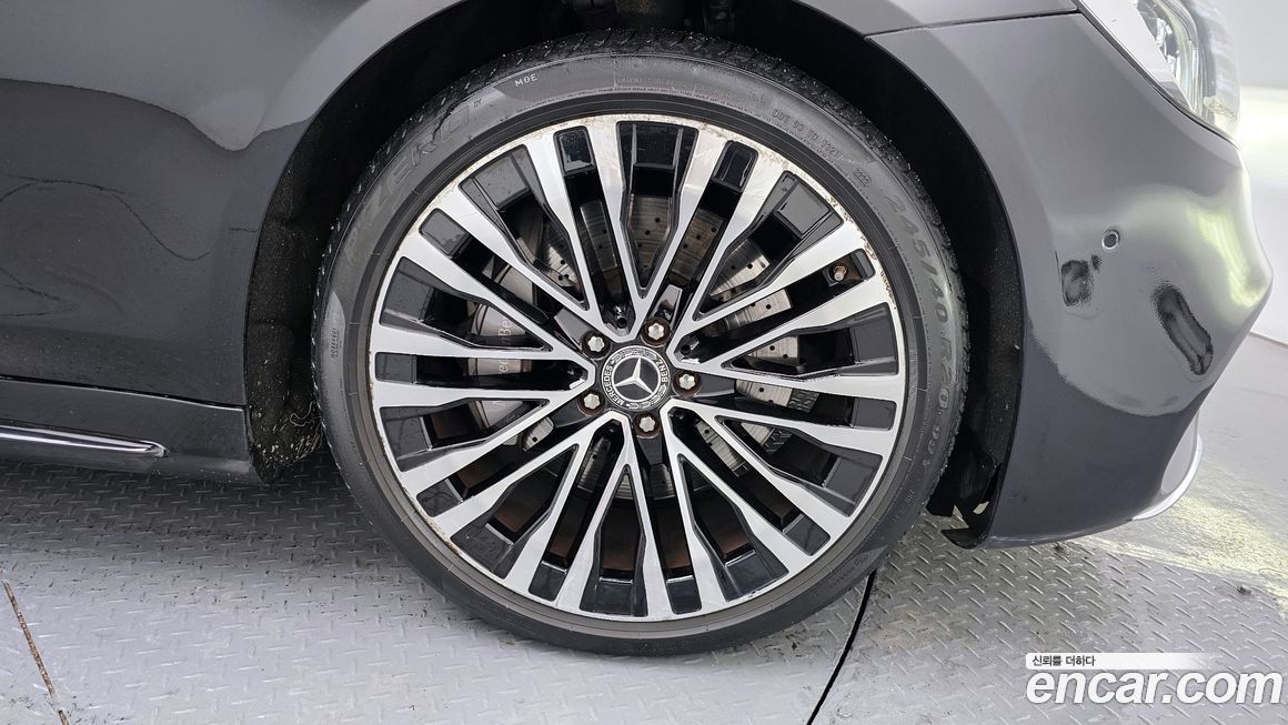 Mercedes-Benz S-Class 2018