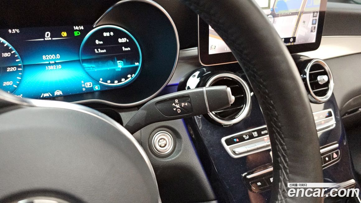 Mercedes-Benz GLC-Class 2021