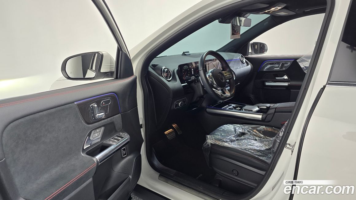 Mercedes-Benz GLA-Class 2023