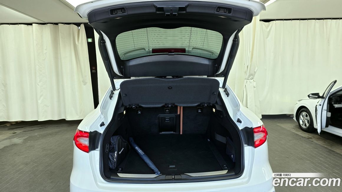 Maserati Levante 2020