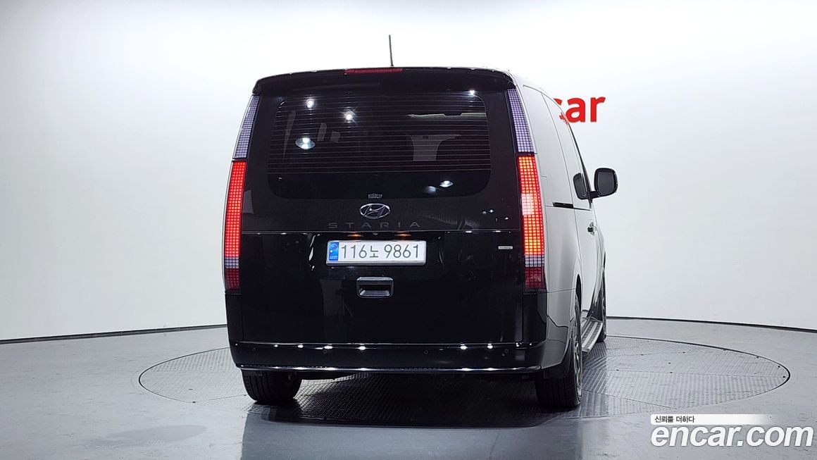 Hyundai Staria 2022