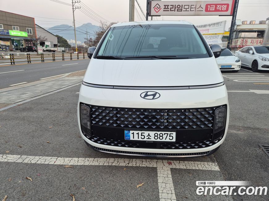Hyundai Staria 2025