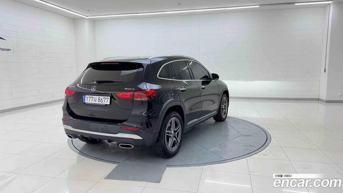 Mercedes-Benz GLA-Class 2023