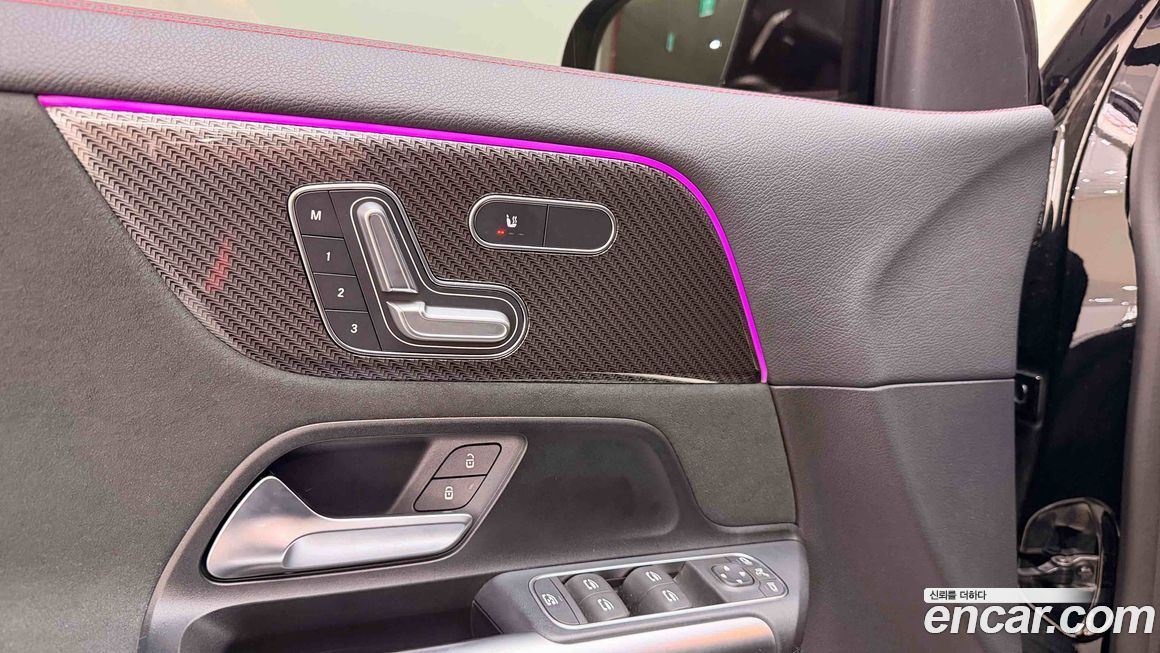 Mercedes-Benz GLA-Class 2023