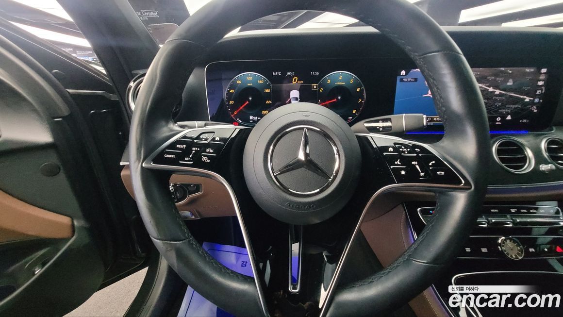 Mercedes-Benz E-Class 2022