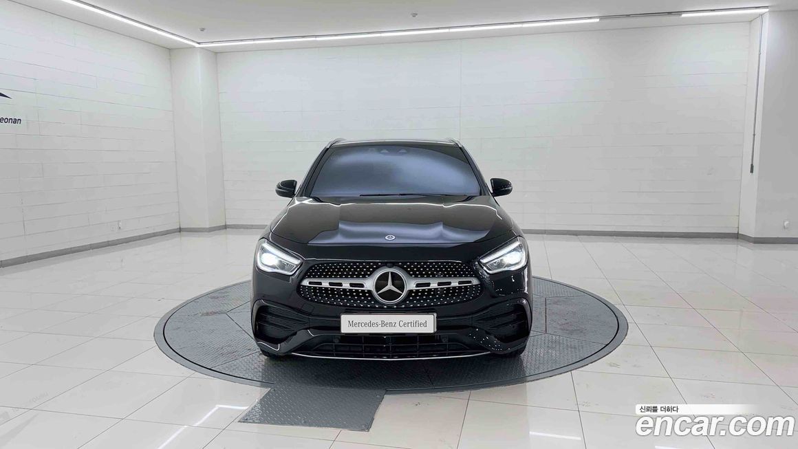 Mercedes-Benz GLA-Class 2023