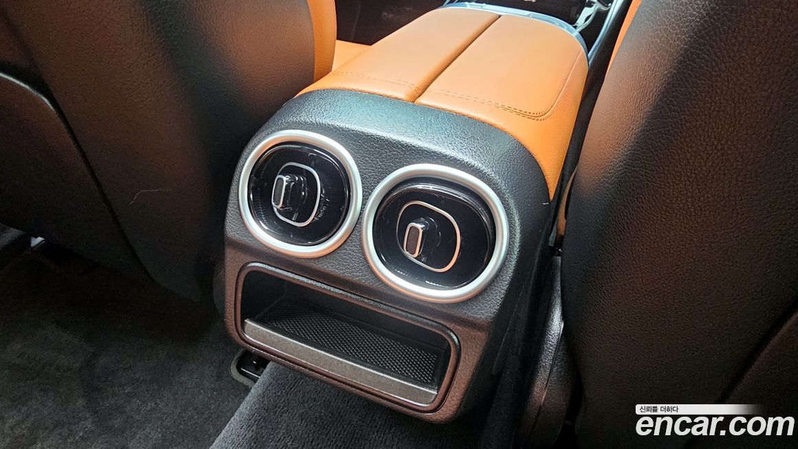 Mercedes-Benz C-Class 2022