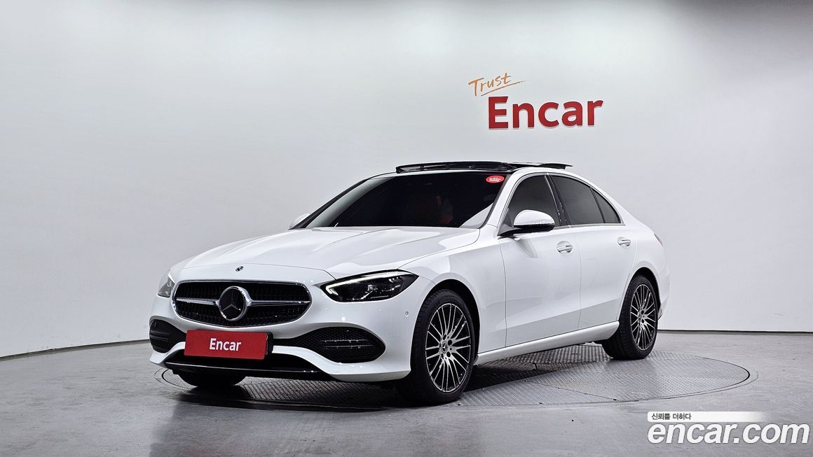 Mercedes-Benz C-Class 2022