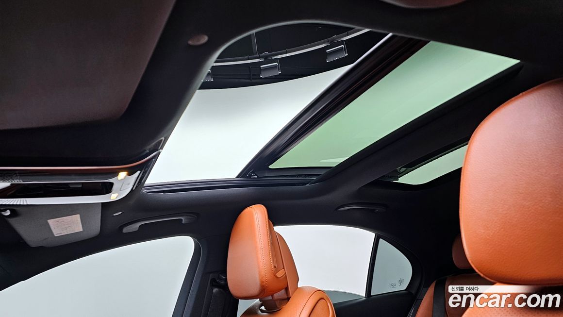 Mercedes-Benz C-Class 2022