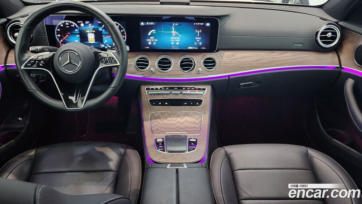 Mercedes-Benz E-Class 2022