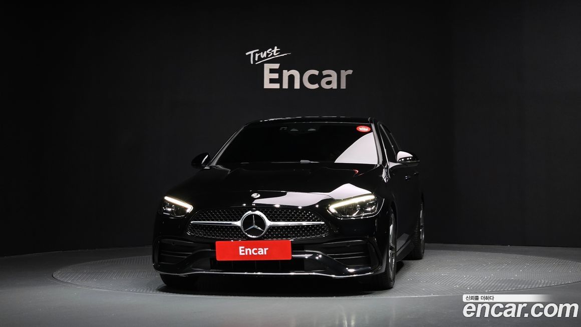 Mercedes-Benz C-Class 2024