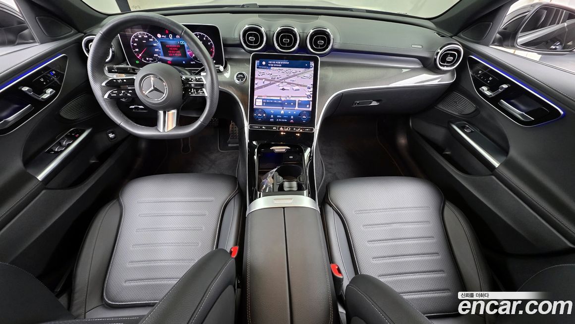 Mercedes-Benz C-Class 2024