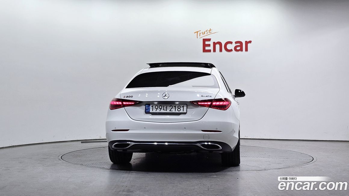 Mercedes-Benz C-Class 2022