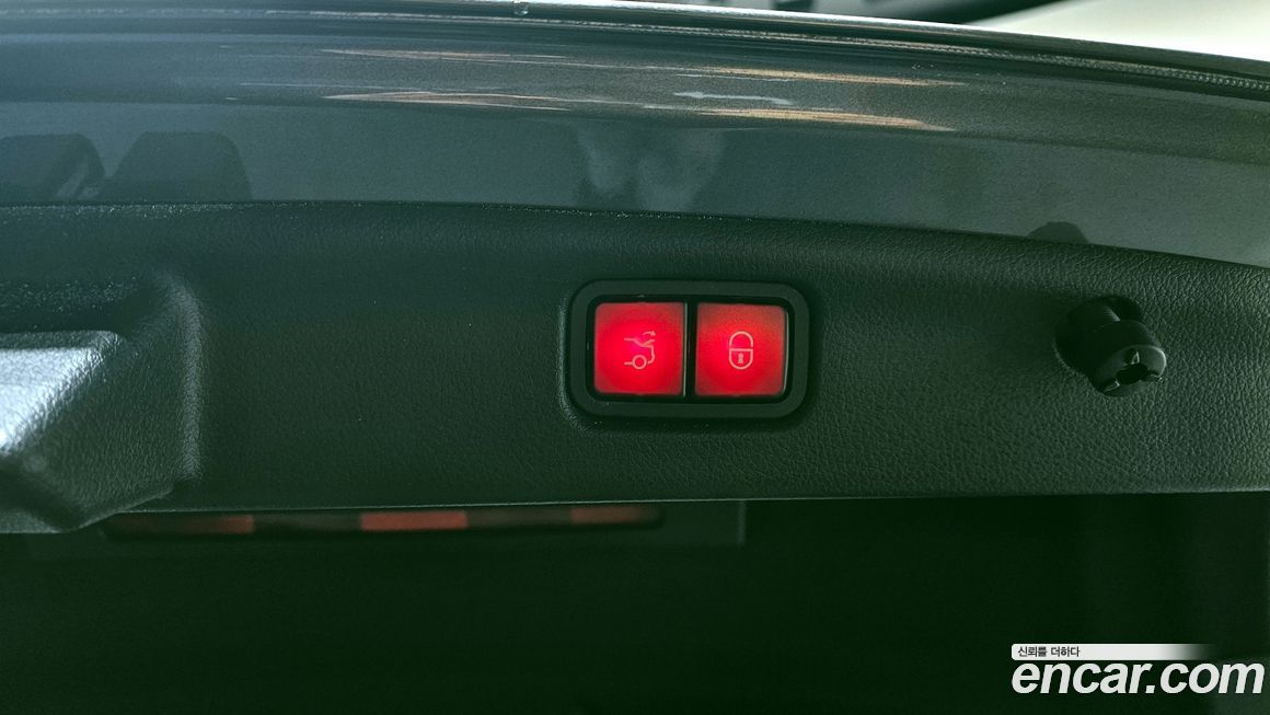 Mercedes-Benz C-Class 2023