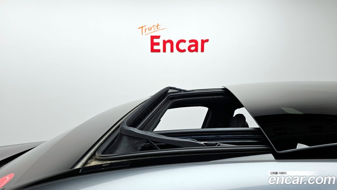 Mercedes-Benz C-Class 2023