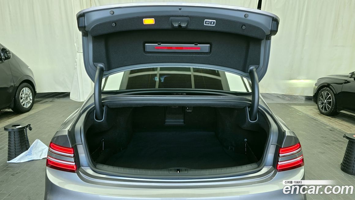 Genesis G80 2025