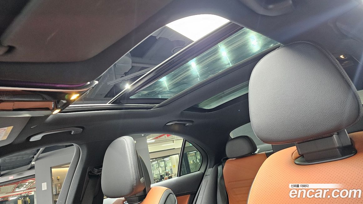 Mercedes-Benz C-Class 2023