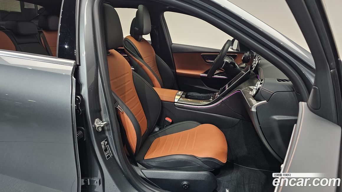 Mercedes-Benz C-Class 2023