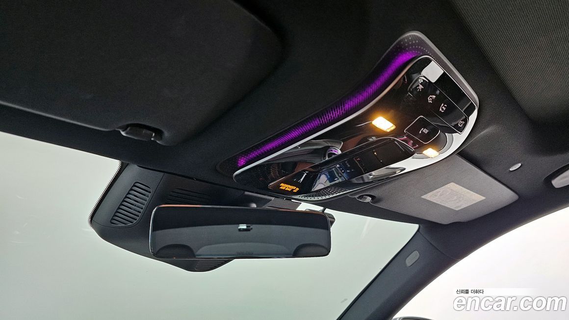 Mercedes-Benz C-Class 2023