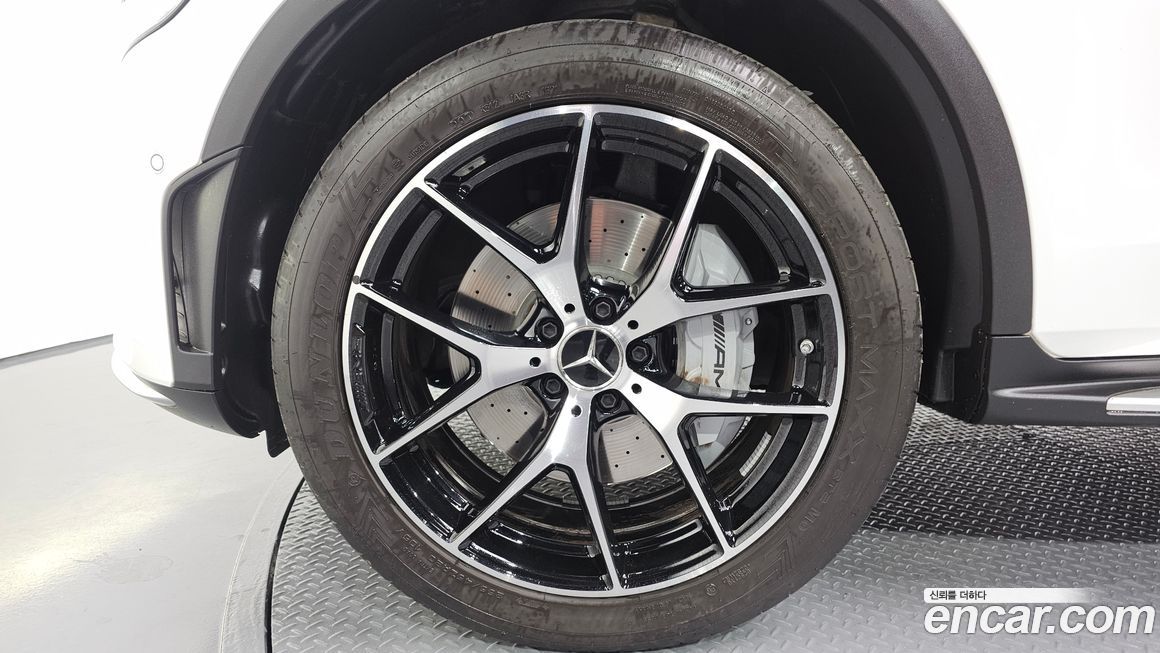 Mercedes-Benz GLC-Class 2021