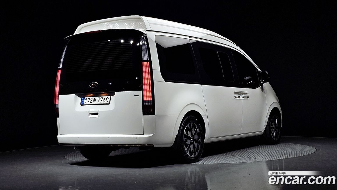 Hyundai Staria 2023