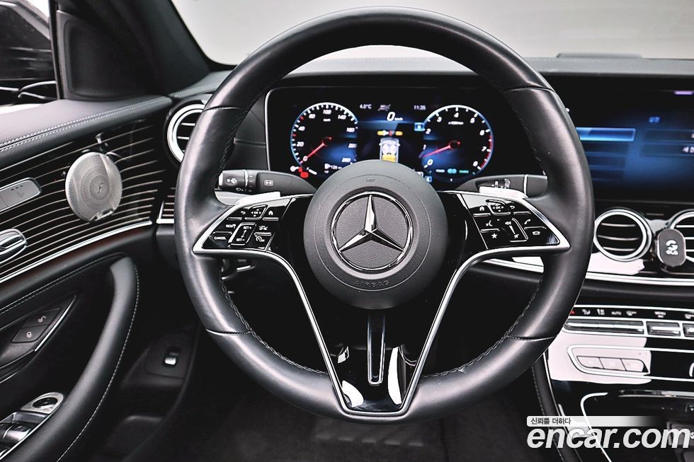 Mercedes-Benz E-Class 2021