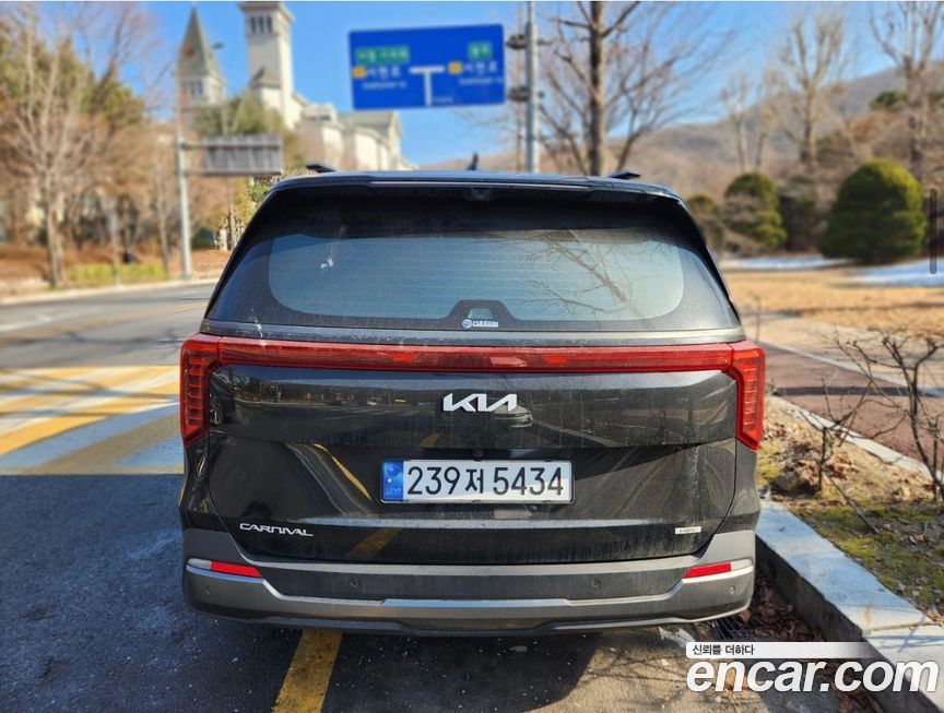 Kia Canival 2025