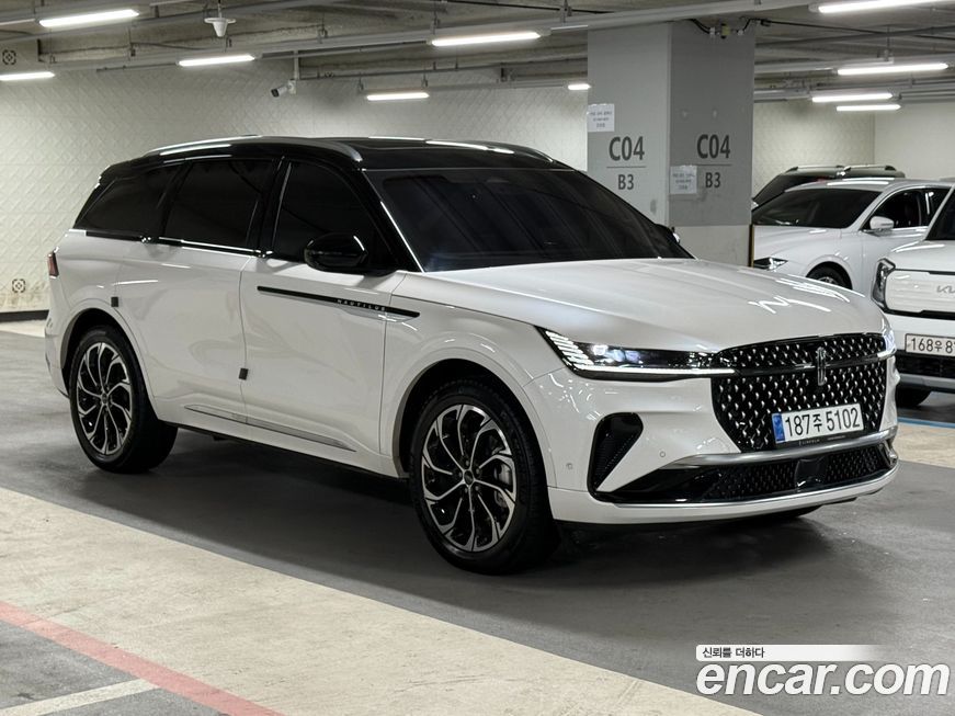 Lincoln Nautilus 2024