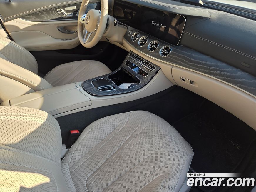 Mercedes-Benz CLS-Class 2021