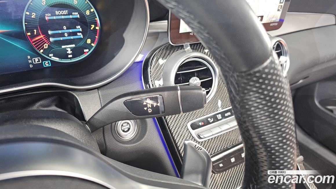 Mercedes-Benz GLC-Class 2023