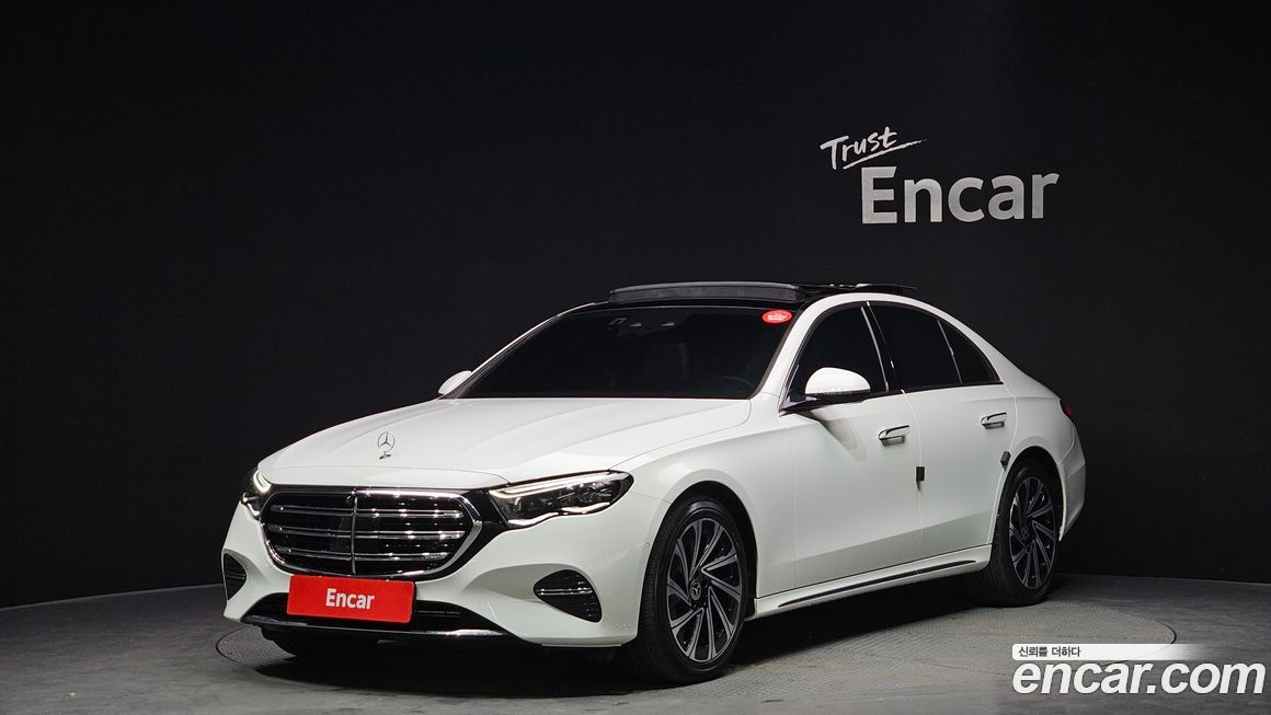 Mercedes-Benz E-Class 2024