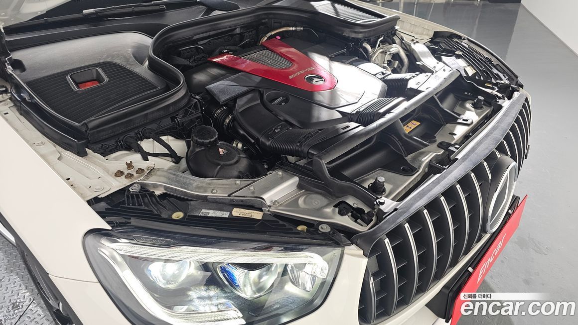 Mercedes-Benz GLC-Class 2023